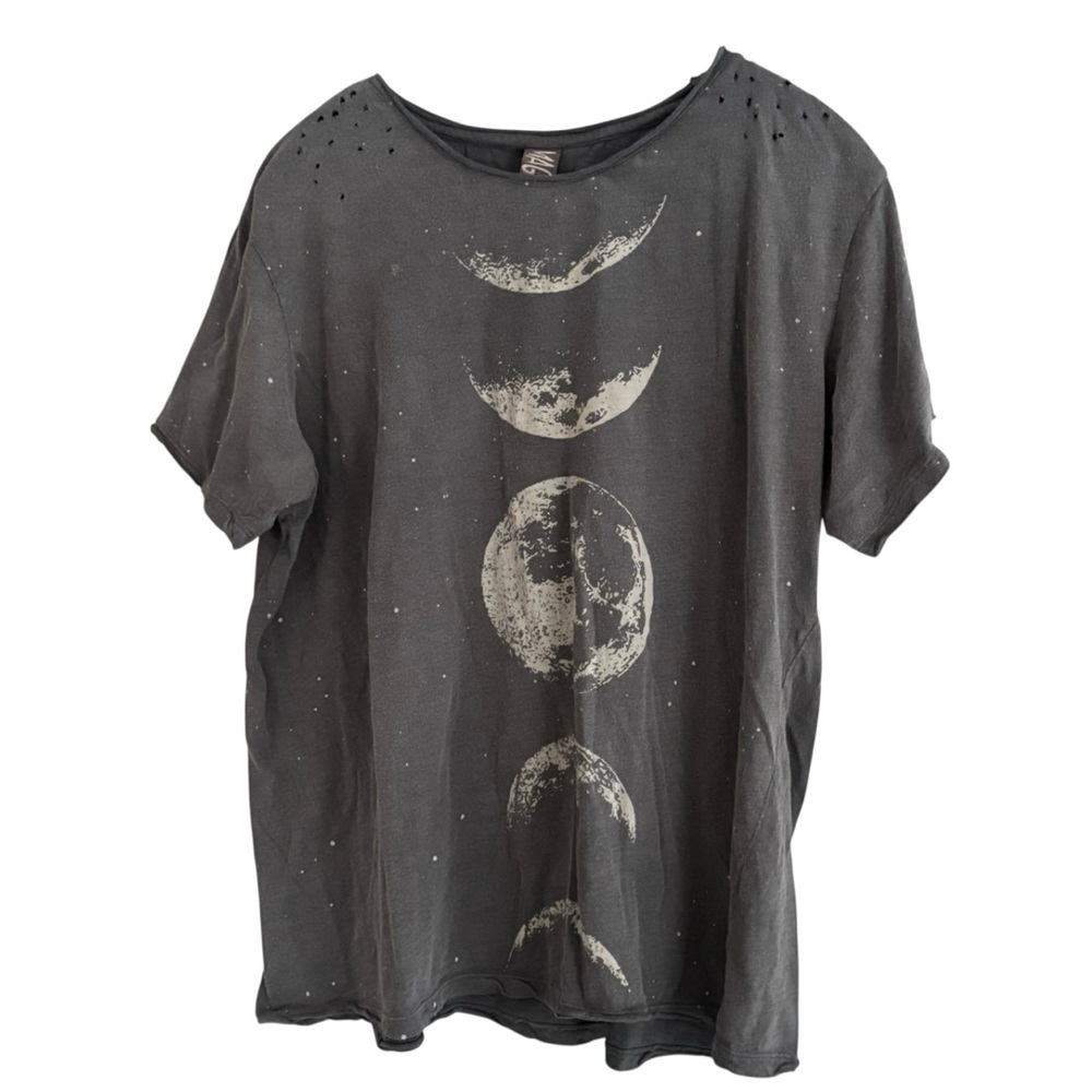 Magnolia Pearl Master of Time Phases Boyfriend Tee Ozzy NWT